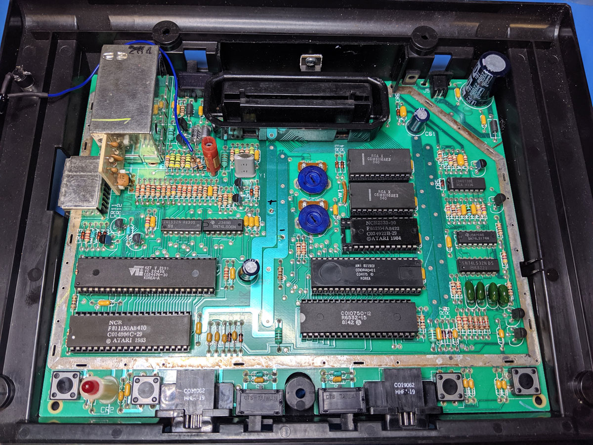 Tecboy Labs Electronics Services - Atari 7800 composite video mod